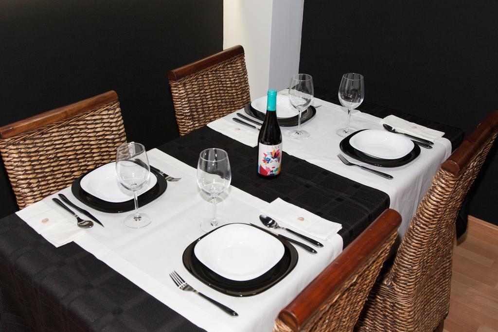 Lucero Dos Catedrales Apartment Zaragoza Ngoại thất bức ảnh