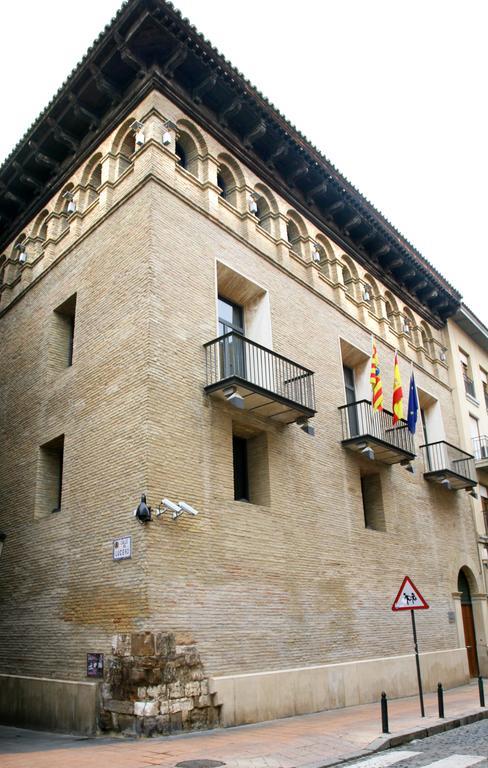 Lucero Dos Catedrales Apartment Zaragoza Ngoại thất bức ảnh